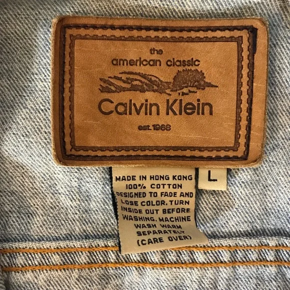 Calvin Klein Men's Light wash Trucker Denim Jacket Never worn like New! - Picture 6 of 10